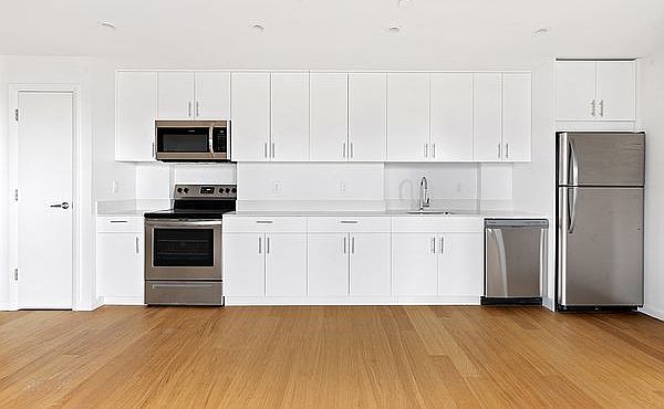 1st image of 402 E 118th St #5N