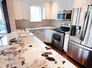 2530 15th Ave W APT 604, Seattle, WA 98119