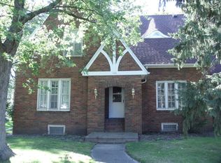 105 S Clinton St, Dwight, IL 60420