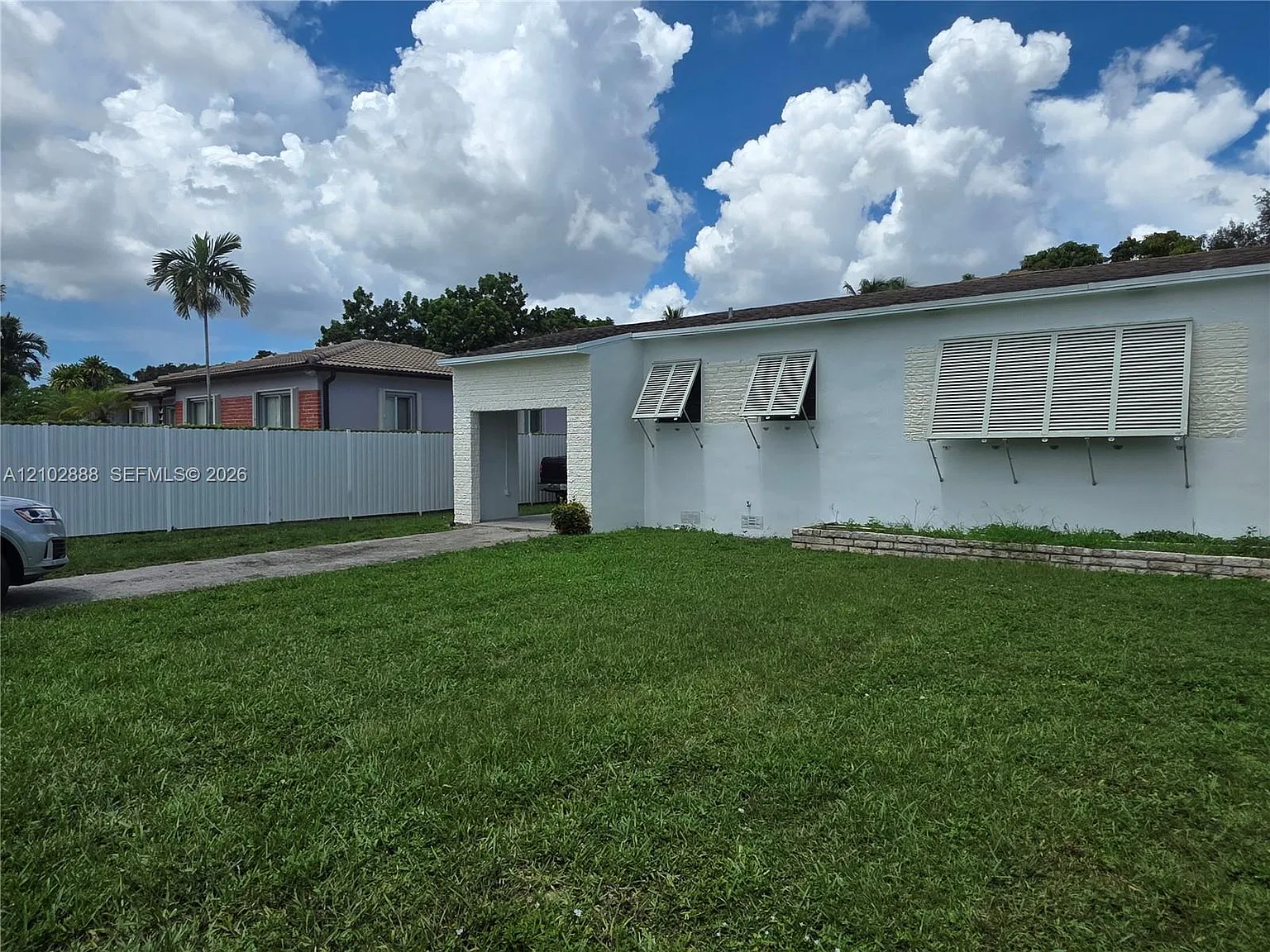 Tamiami Acres Plan 1 — Photo 2