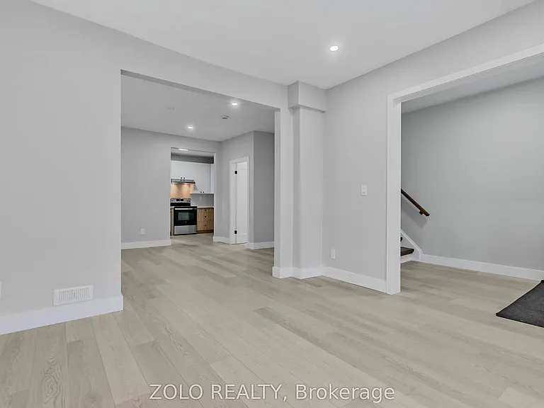 498 Charlotte St — Photo 34