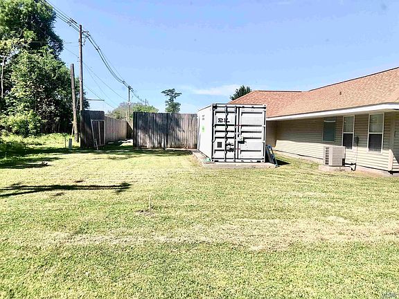 4th image of 428 Idlewild Dr
