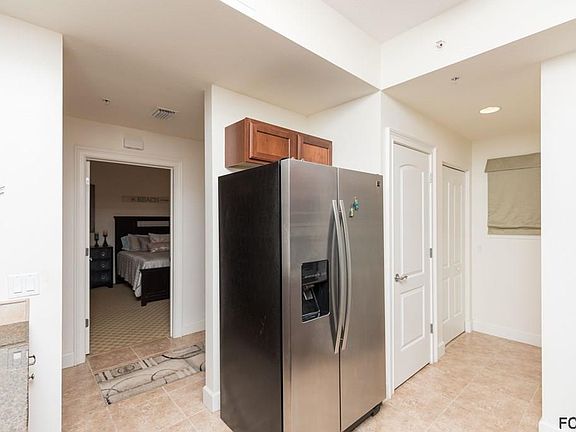 2nd image of 102 Yacht Harbor Dr Unit 275