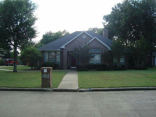 1st image of 156 Preston Dr