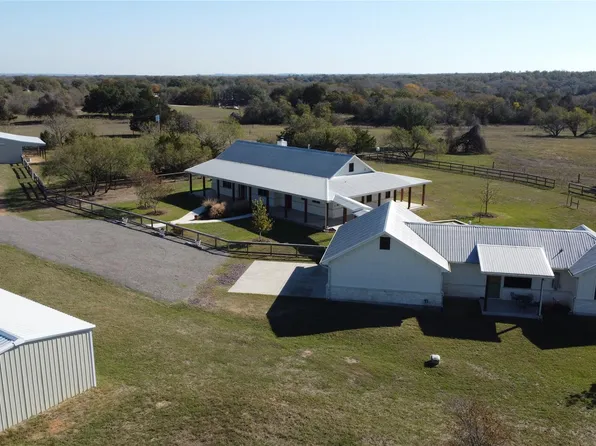 397 Glass Ln, Bastrop, TX 78602