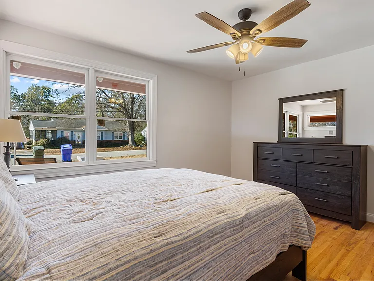 40 Blythewood Dr — Photo 16