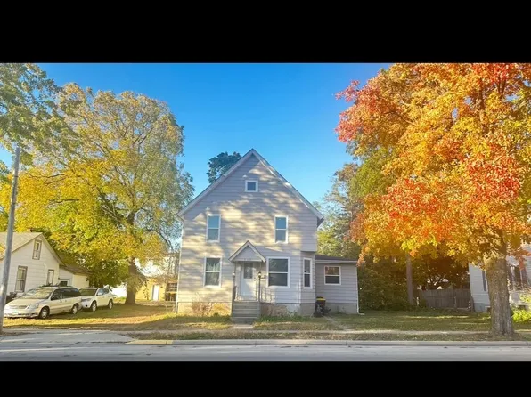 117 W 6th St, Belvidere, IL 61008