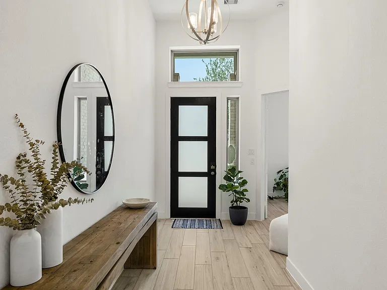 7403 Hanover Ln — Photo 5