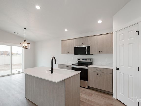 4th image of 5451 S Desert Cactus Ave