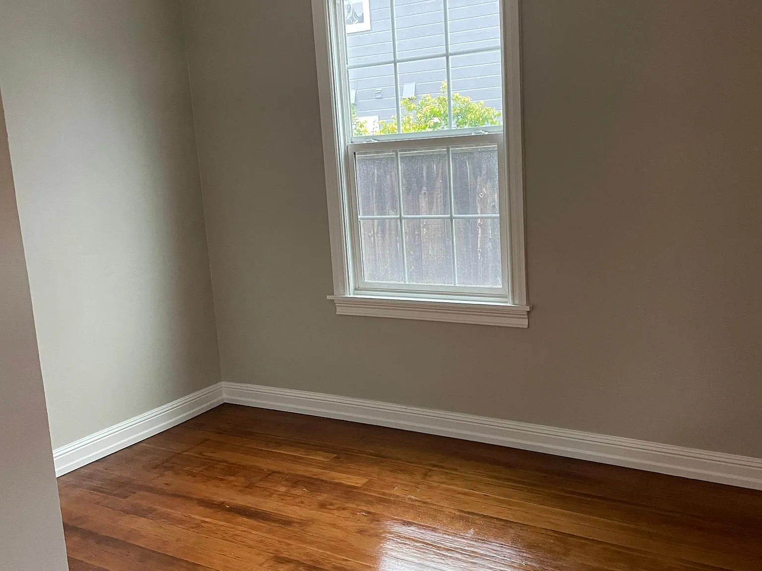 2 bed, 736 sqft, $3,100 — Photo 3