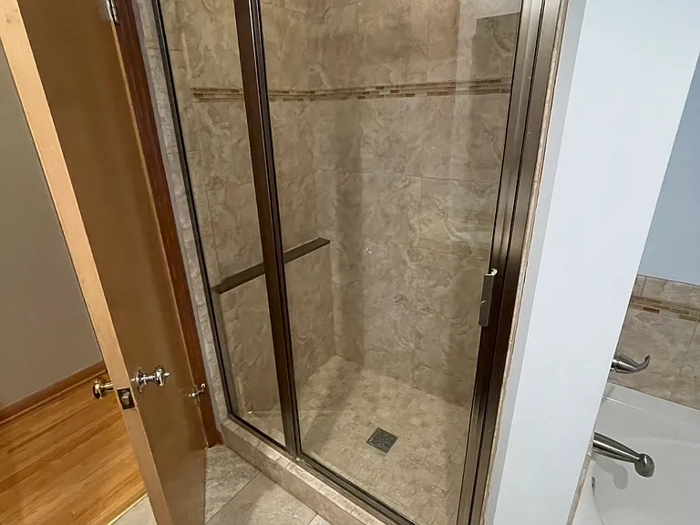 Separate standing shower