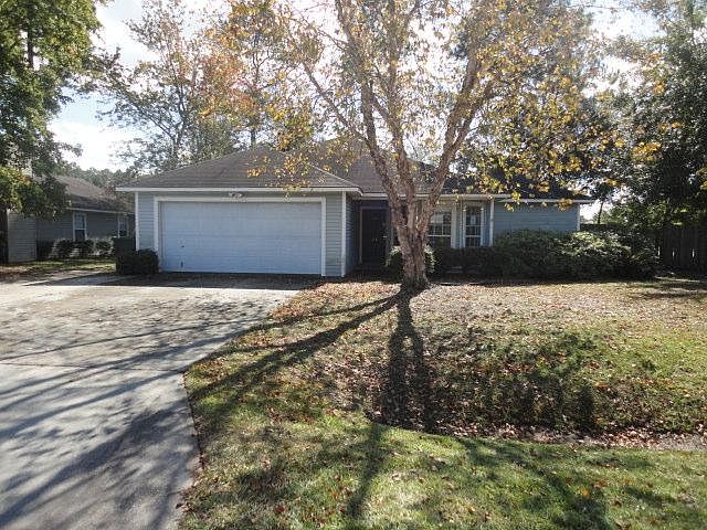 1st image of 103 Sandalwood Dr