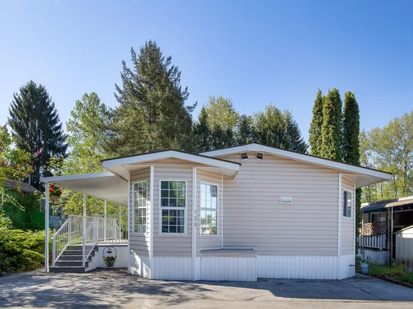 201 Cayer St #120, Coquitlam, BC V3K 5A9