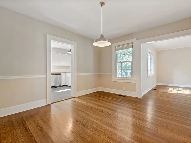 2921 Chapel Hill Rd — Photo 4