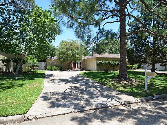 4th image of 20230 Pittsford Dr