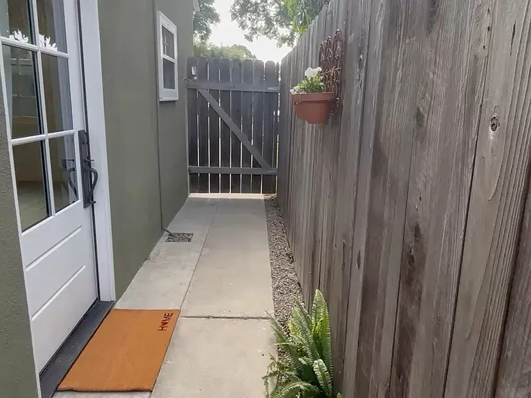 5475 E Daggett St #A — Photo 12
