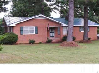 2070 S Cokesbury Rd, Henderson, NC 27537