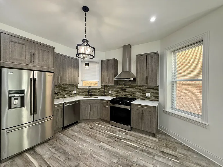 2109 N Spaulding Ave #1 — Photo 8