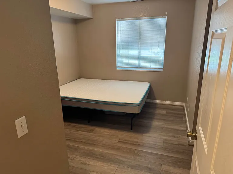 108 W Cougar Blvd #220 — Photo 6