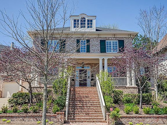 5th image of 423 Wild Elm St