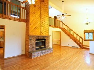 17 Heritage Hill Rd, Norwalk, CT 06851