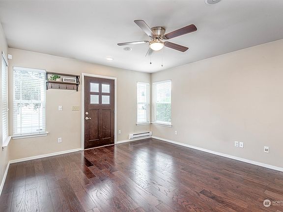 3rd image of 14917 99th Avenue SE