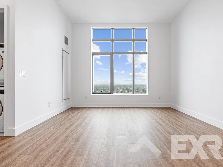 2230 Cropsey Ave #2605 — Photo 4