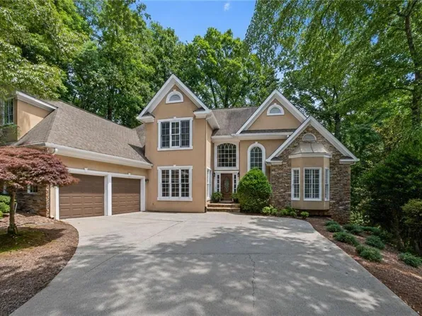 1605 Amberwood Ct, Woodstock, GA 30189