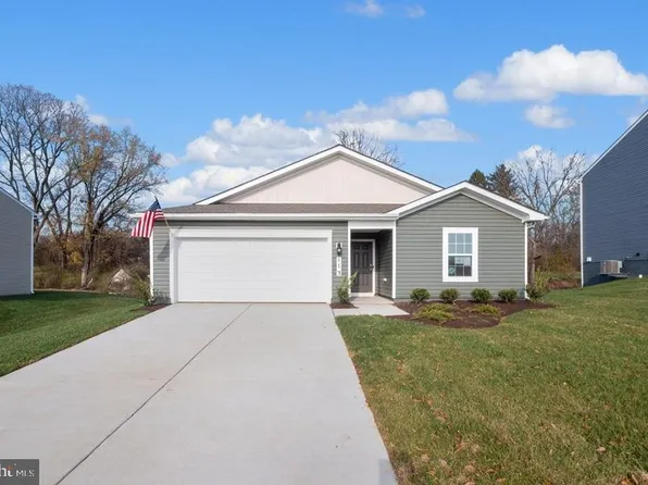 113 Tollhouse Way, Shepherdstown, WV 25443