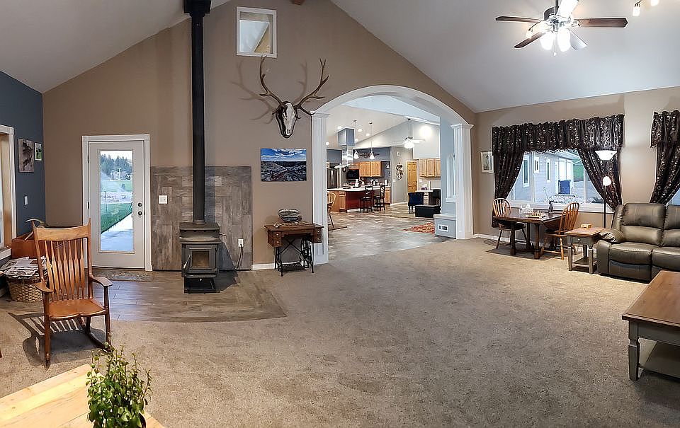 293 Roundhouse Rd, Lewistown, MT 59457 Zillow