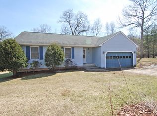99 Bolton St, Hamden, CT 06518