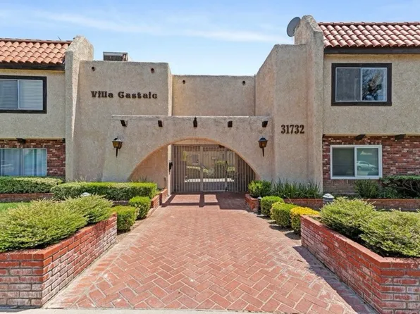 31732 Ridge Route Rd APT 206, Castaic, CA 91384