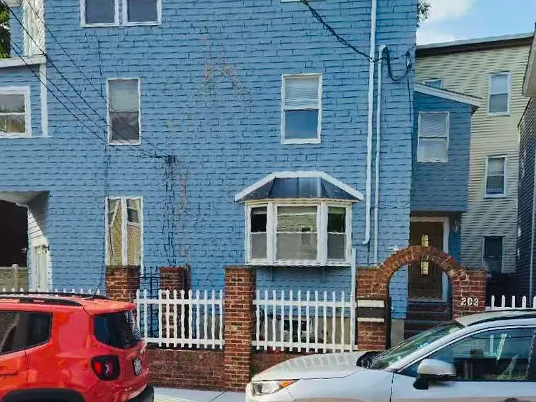 203 Clark St #203 — Photo 1