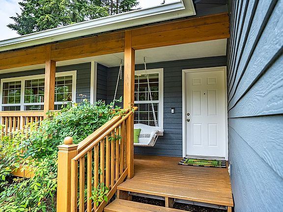 5th image of 13310 104th Avenue Ct NW