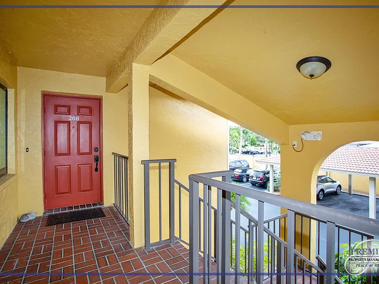 9871 Citadel Ln #208 — Photo 19