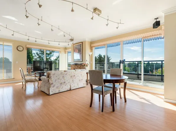 8480 Granville Ave #419, Richmond, BC V6Y 4E8