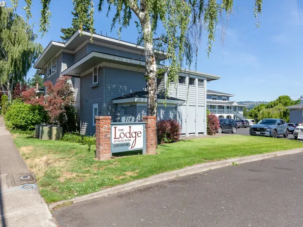 714 Cascade Ave Unit 9, Hood River, OR 97031