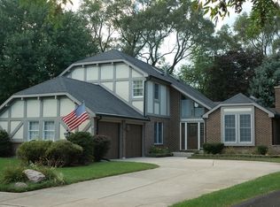 605 Joshua Ct, Naperville, IL 60540