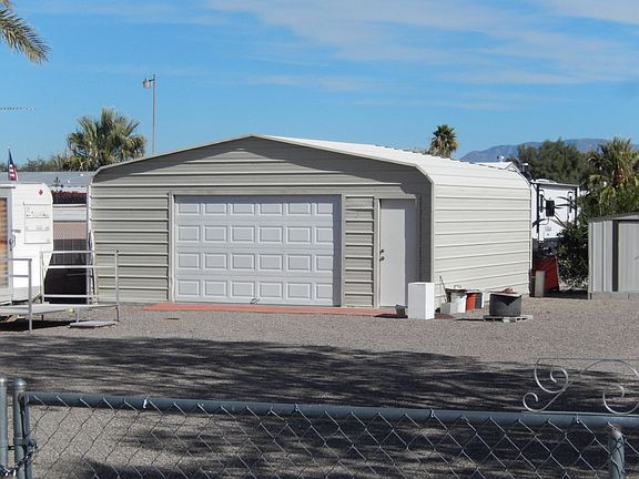 2nd image of 39931 Montana Dr