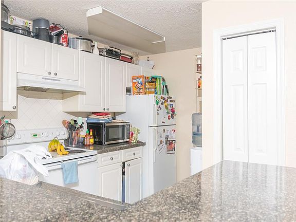 5th image of 18001 Richmond Place Dr APT 735