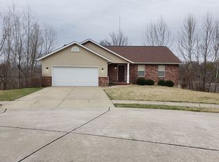12 Summit Trail Ct, Collinsville, IL