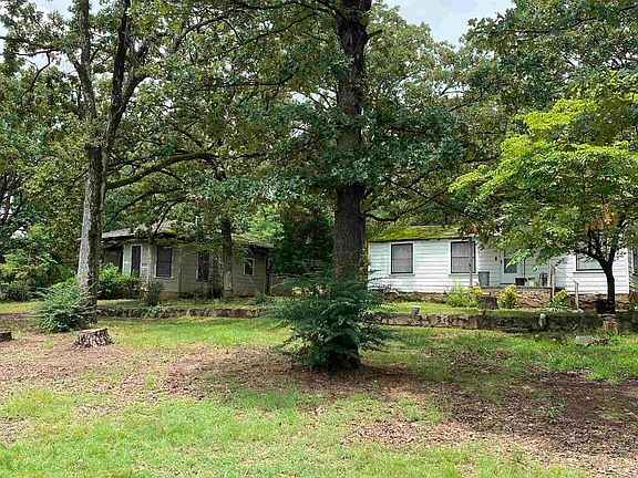 3rd image of 5904 Macarthur Dr