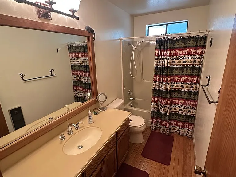 12860 Hansel Ave — Photo 12