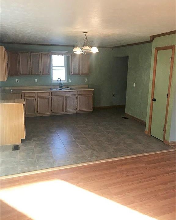 2nd image of 5325 McLane Pike