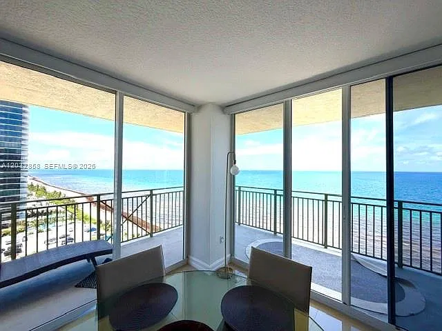 2080 Ocean Drive Condo — Photo 4