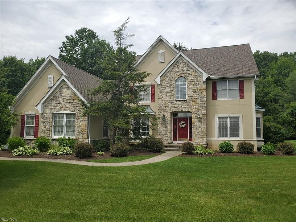 1st image of 8416 Bainbrook Dr