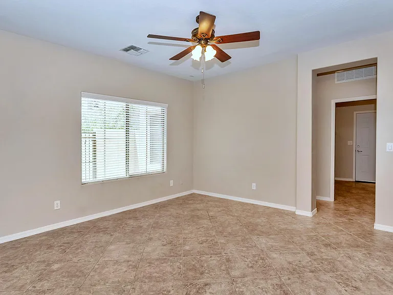 3659 W Thalia Ct — Photo 6