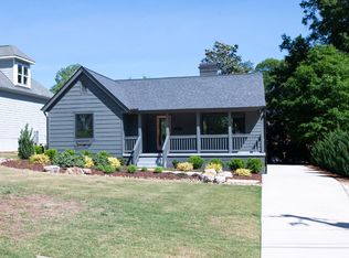 532 N College St, Wake Forest, NC 27587