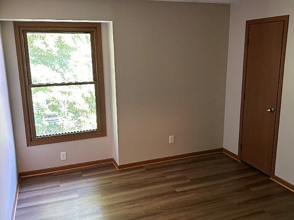 4th image of 2420 E 51st St APT D