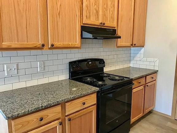 4th image of 714 N 30th Ave #1